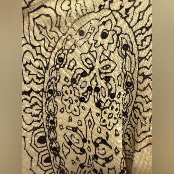 Chico’s Silk Blend Paisley Cardigan Sweater Sequined, Size 0 (S/Small) - Picture 4 of 6